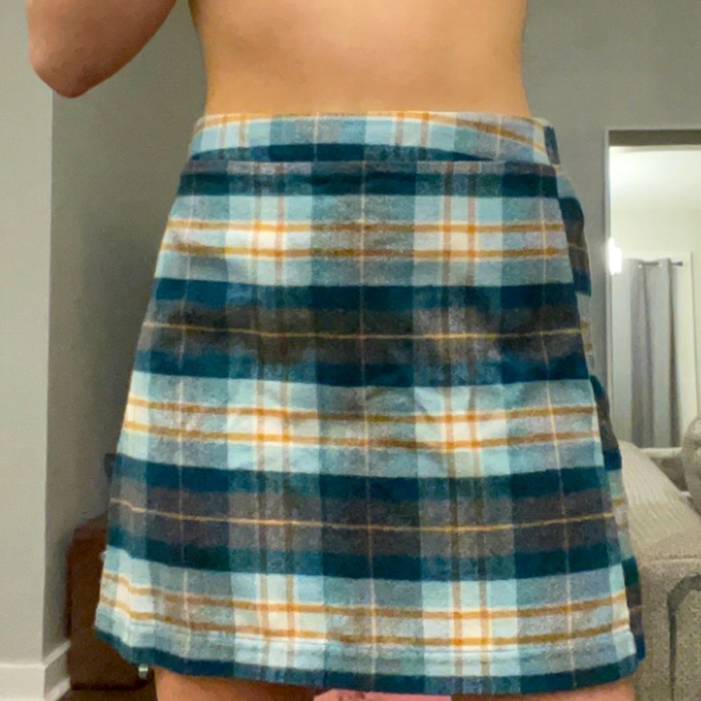 cute plaid american eagle skirt